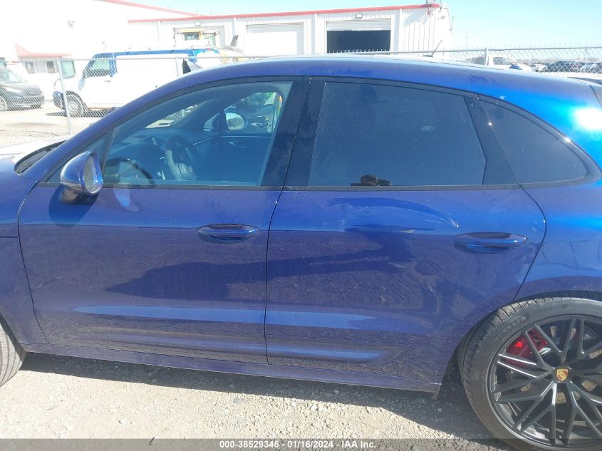 2024 PORSCHE MACAN GTS - WP1AF2A51RLB55675