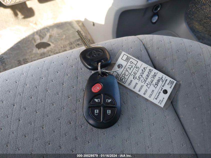 2015 TOYOTA SIENNA LE - 5TDKK3DC9FS626984