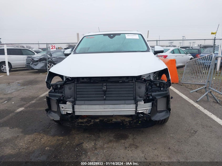 VIN WA1LXBF74PD027658 2023 AUDI Q7 PREMIUM PLUS