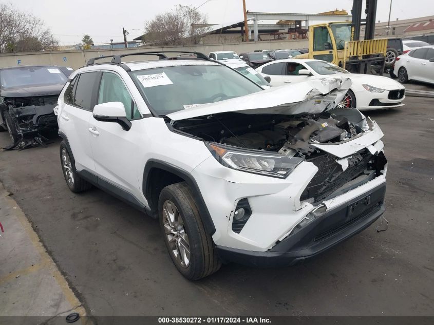 2020 TOYOTA RAV4 XLE PREMIUM - 2T3C1RFV7LW082990