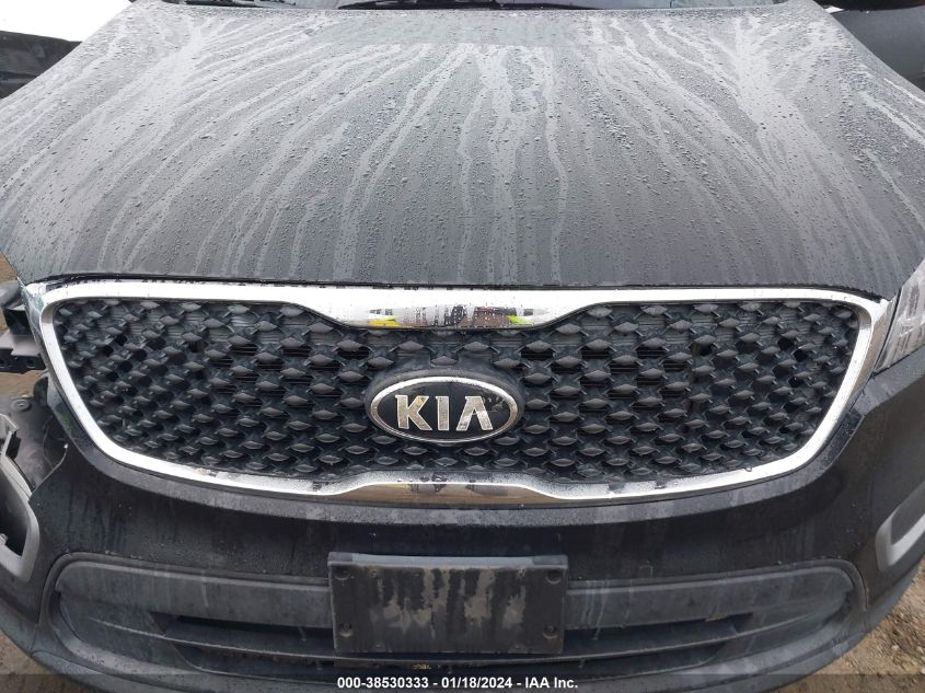 2017 KIA SORENTO 2.4L LX - 5XYPG4A37HG191139