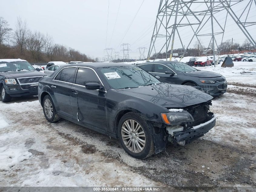 2013 CHRYSLER 300C - 2C3CCAKG5DH717570