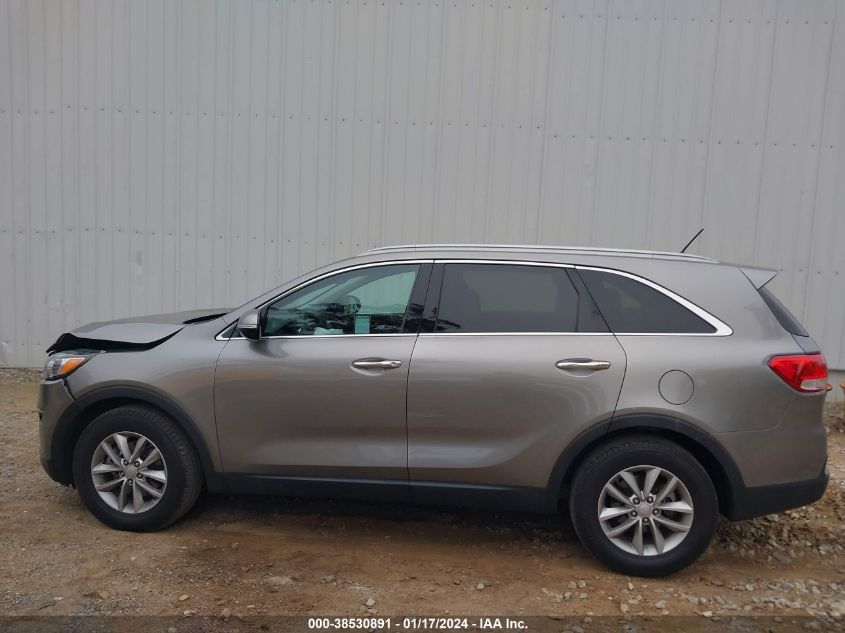 2017 KIA SORENTO LX/L - 5XYPG4A55HG209526