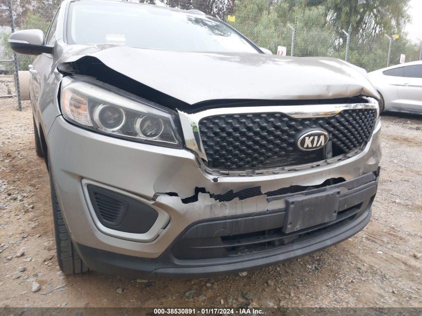 2017 KIA SORENTO LX/L - 5XYPG4A55HG209526