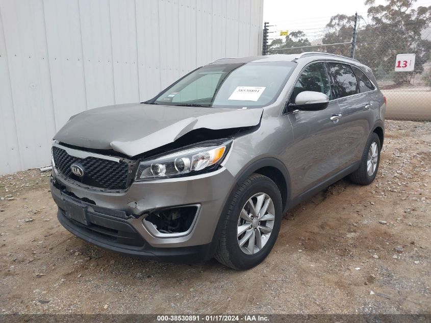 2017 KIA SORENTO LX/L - 5XYPG4A55HG209526