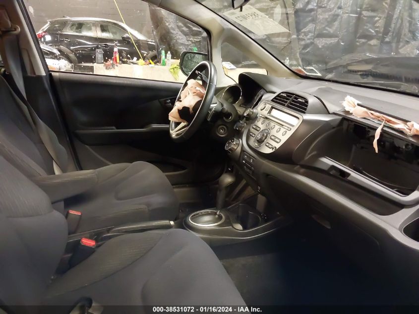2013 HONDA FIT SPORT - JHMGE8H58DC009031