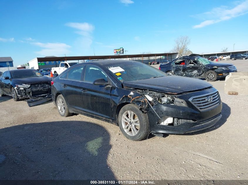 2015 HYUNDAI SONATA 2.4L SE - 5NPE24AF1FH013393