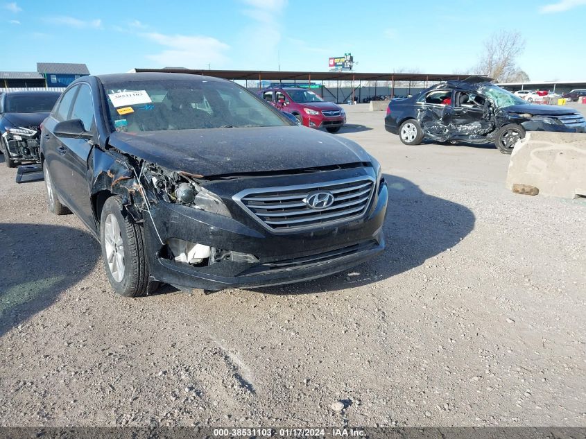 2015 HYUNDAI SONATA 2.4L SE - 5NPE24AF1FH013393