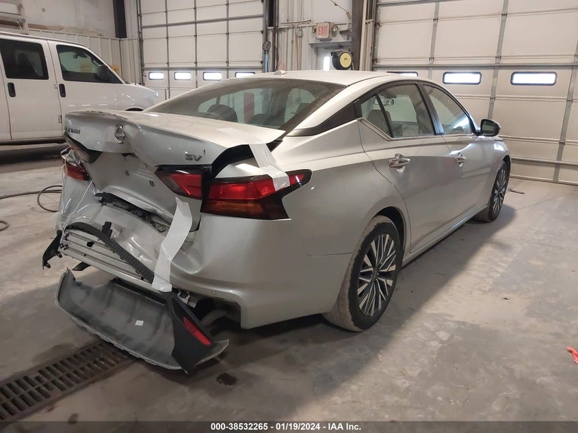 2023 NISSAN ALTIMA 2.5L I4   N(VIN: 1N4BL4DVXPN364717