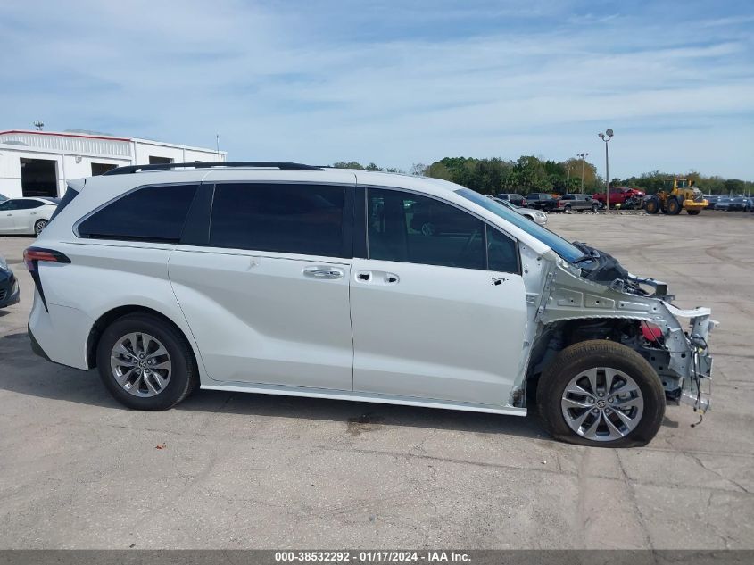 5TDJRKEC8NS123283 2022 TOYOTA SIENNA, photo no. 13