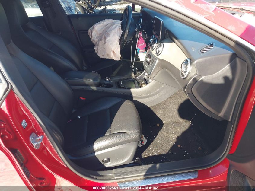 2014 MERCEDES-BENZ CLA 250 250 4MATIC - WDDSJ4GB8EN106393
