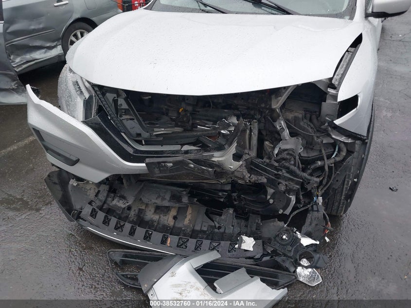 VIN KNMAT2MT3HP564787 2017 NISSAN ROGUE S