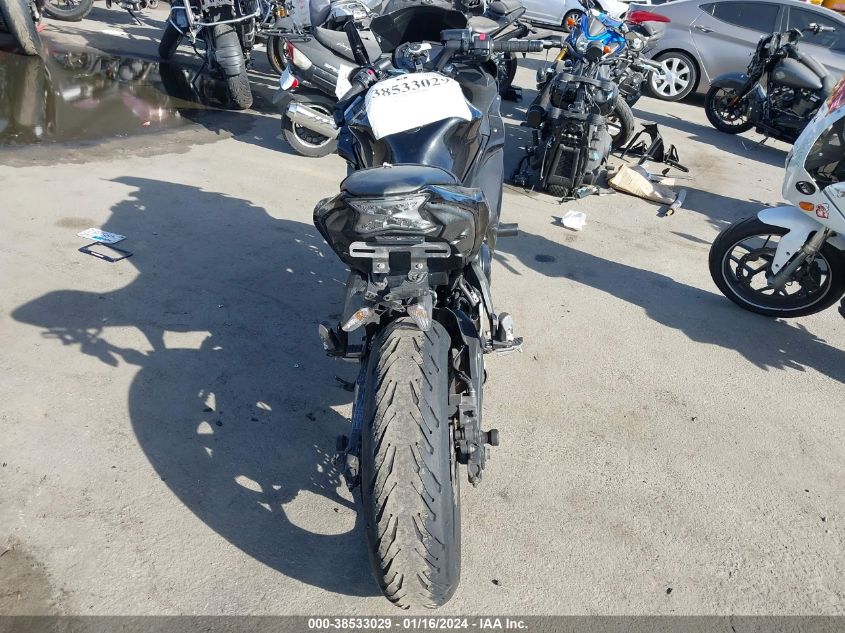 2019 KAWASAKI EX650 F - JKAEXEK14KDA32270