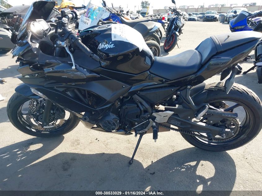 2019 KAWASAKI EX650 F - JKAEXEK14KDA32270