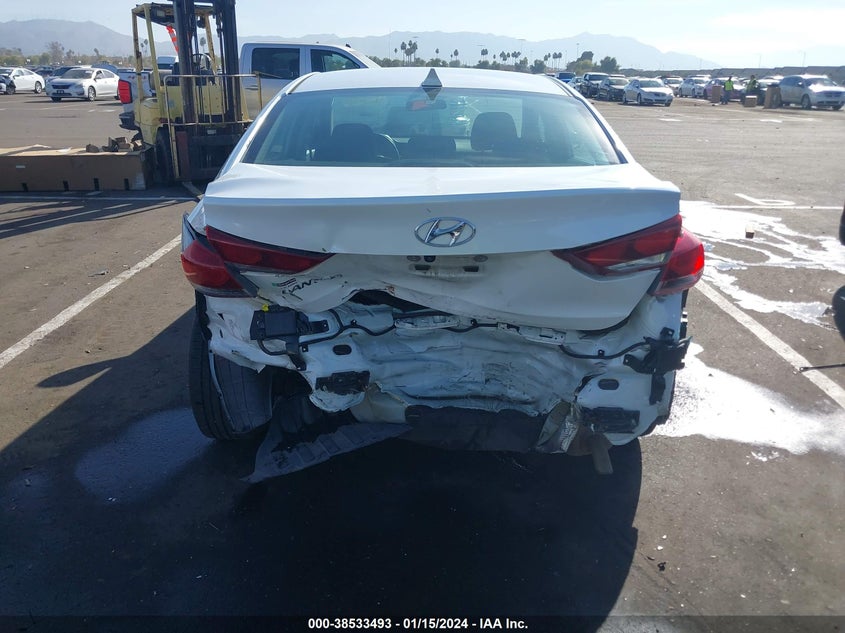 VIN 5NPD84LF3JH328485 2018 HYUNDAI ELANTRA SEL