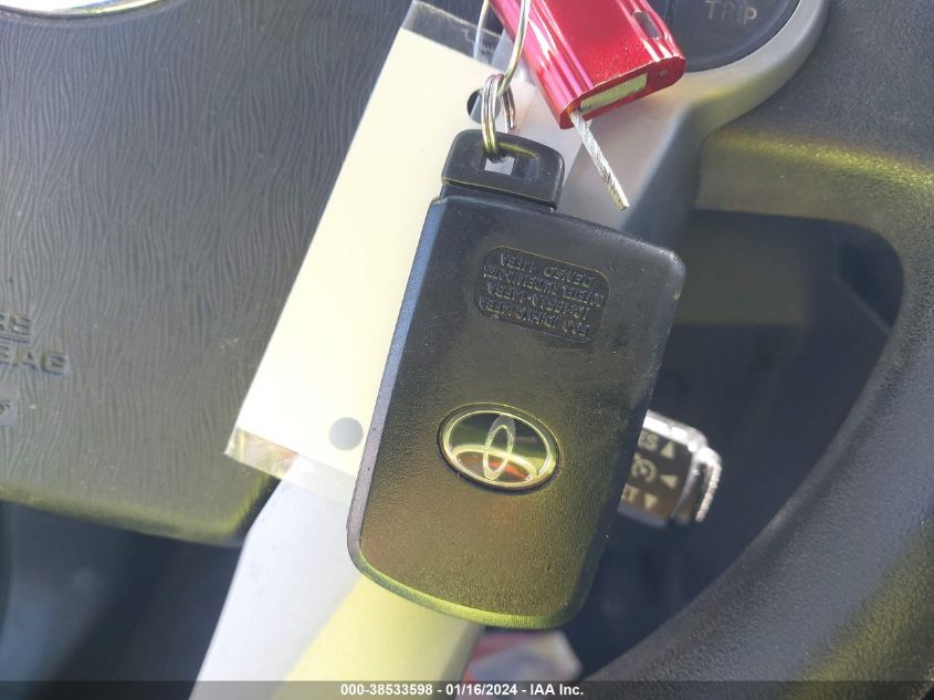 2013 TOYOTA PRIUS C - JTDKDTB38D1544400