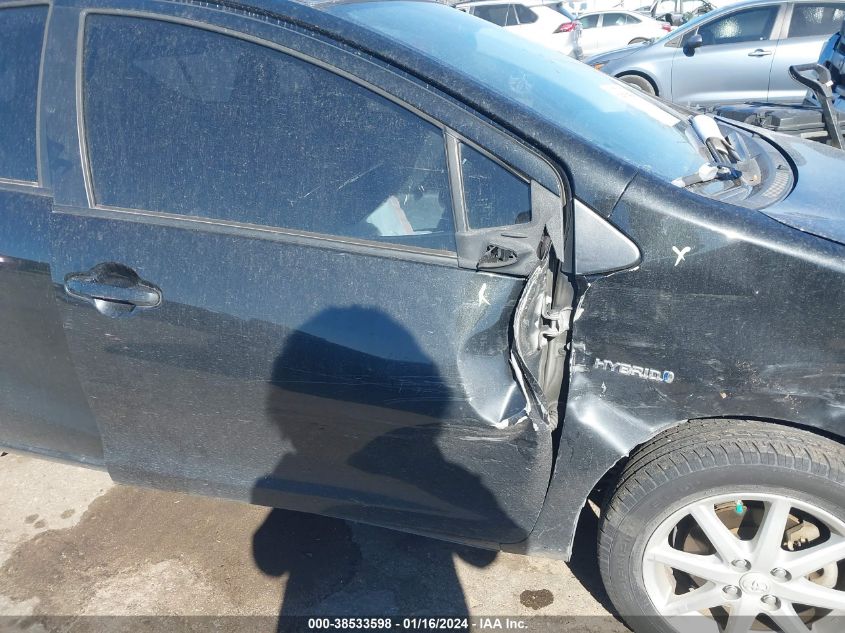 2013 TOYOTA PRIUS C - JTDKDTB38D1544400