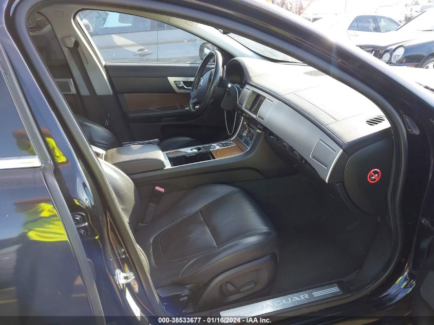 2014 JAGUAR XF - SAJWA0ES6EPU24302