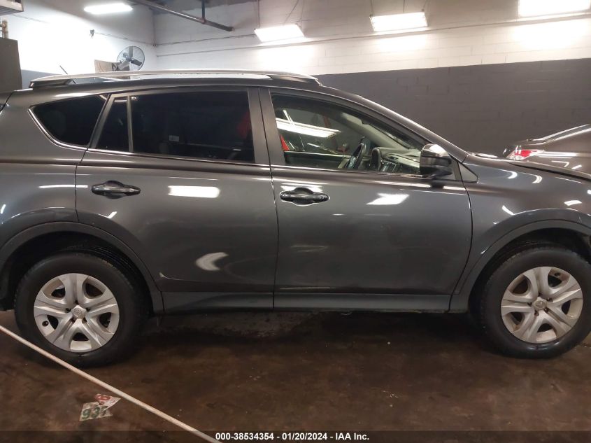 2015 TOYOTA RAV4 LE - JTMBFREVXFJ033395