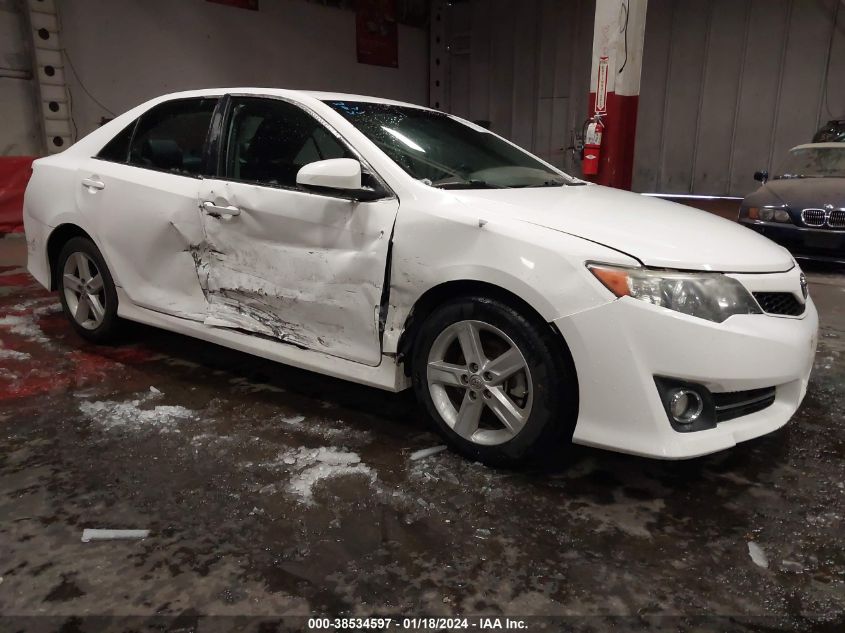 2014 TOYOTA CAMRY SE - 4T1BF1FK9EU803102