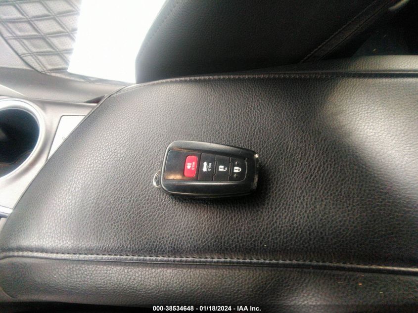 2022 TOYOTA CAMRY LUXE/PURE - 5N1DL0MM3KC557522