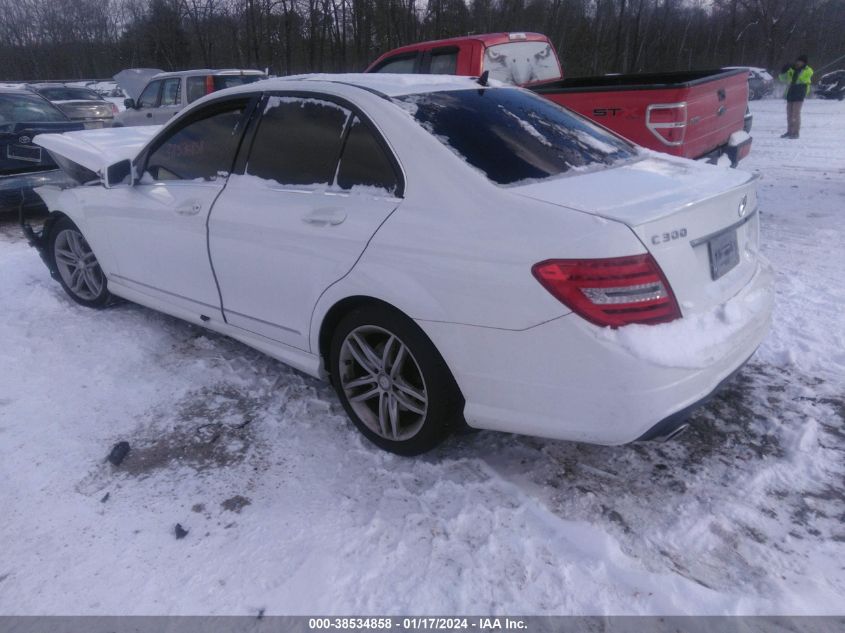 2013 MERCEDES-BENZ C 300 LUXURY 4MATIC/SPORT 4MATIC - WDDGF8ABXDR280139