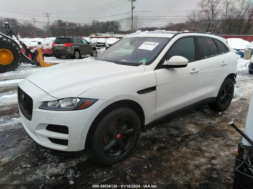 VIN SADCJ2FX4JA281777 2018 JAGUAR F-PACE 25T PREMIUM