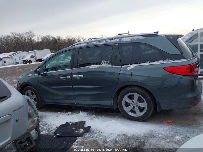 VIN 5FNRL6H72KB099895 2019 HONDA ODYSSEY EXL