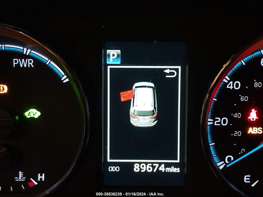 2018 TOYOTA RAV4 HYBRID LE - JTMRJREVXJD222584
