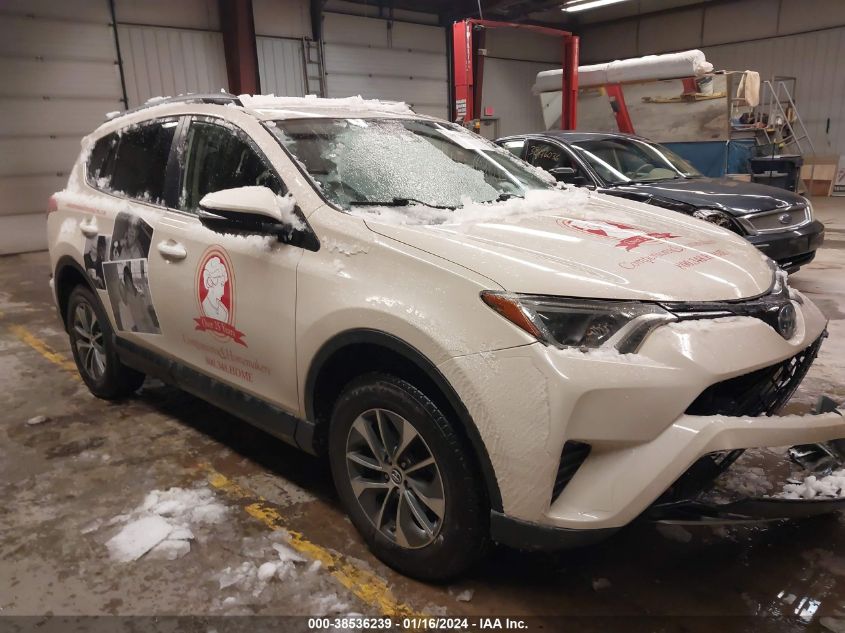 2018 TOYOTA RAV4 HYBRID LE - JTMRJREVXJD222584