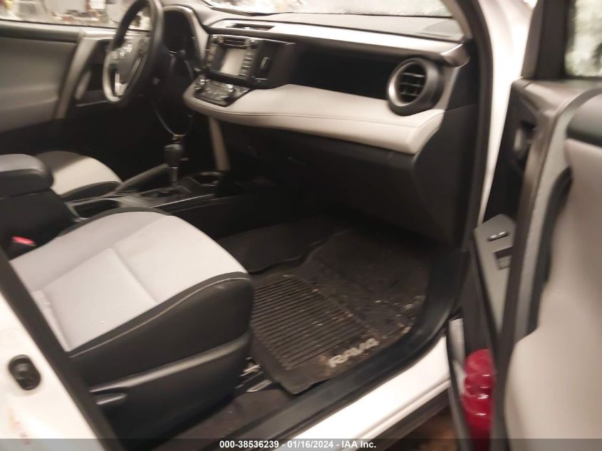 2018 TOYOTA RAV4 HYBRID LE - JTMRJREVXJD222584