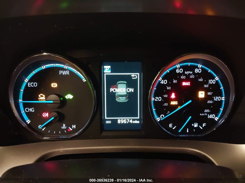 2018 TOYOTA RAV4 HYBRID LE - JTMRJREVXJD222584