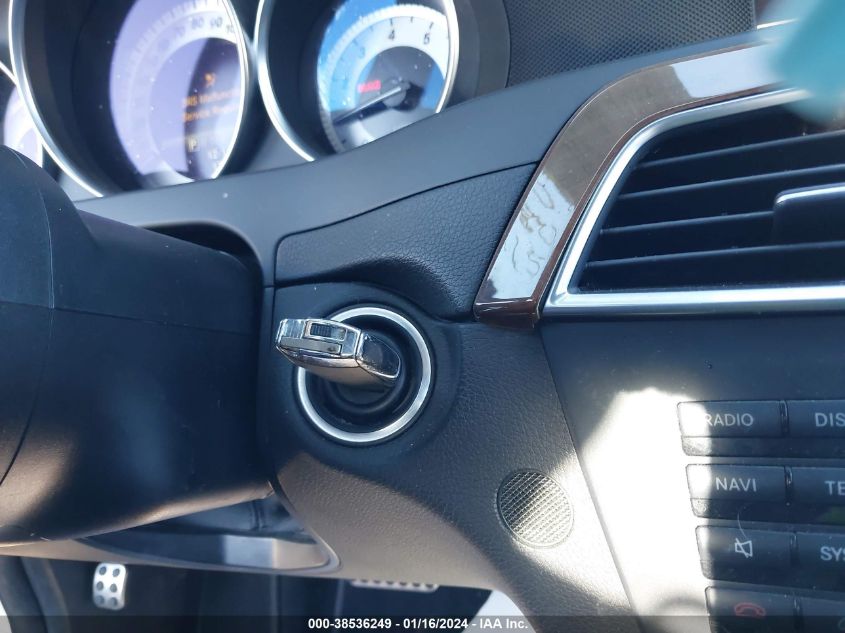 2013 MERCEDES-BENZ C 250 - WDDGF4HBXDR244806