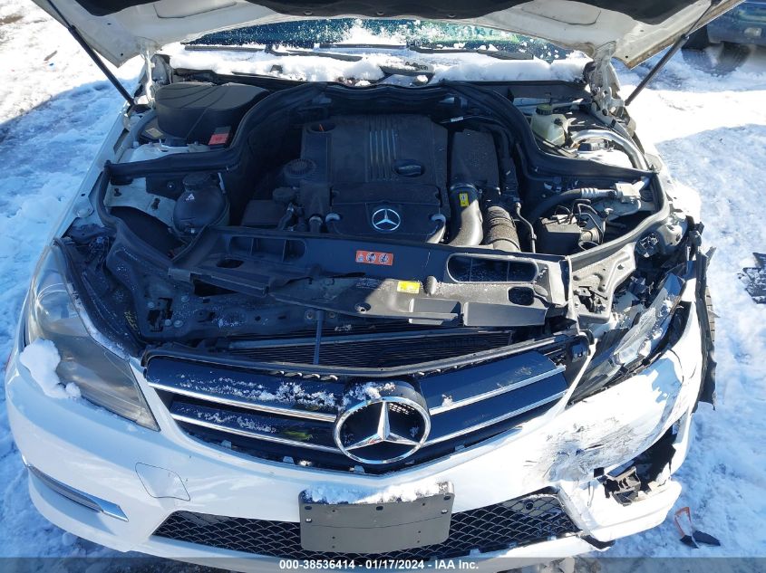 2013 MERCEDES-BENZ C 250 - WDDGJ4HB9DG079826