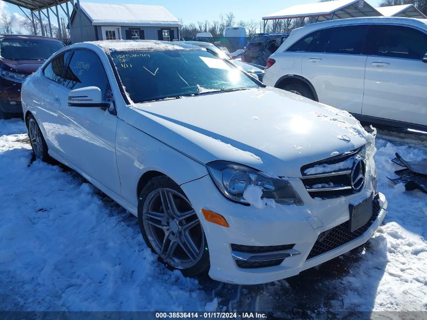 2013 MERCEDES-BENZ C 250 - WDDGJ4HB9DG079826