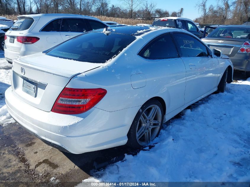 2013 MERCEDES-BENZ C 250 - WDDGJ4HB9DG079826