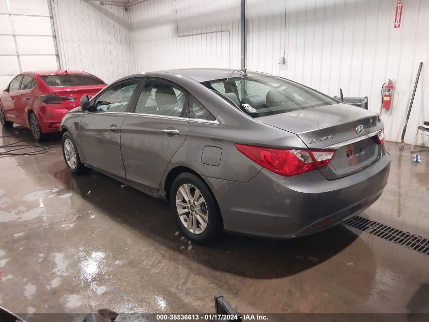 2013 HYUNDAI SONATA GLS - 5NPEB4AC5DH520400