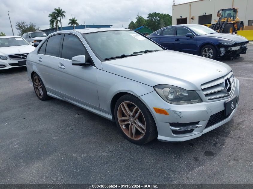 2013 MERCEDES-BENZ C 250 LUXURY/SPORT - WDDGF4HB5DR295078