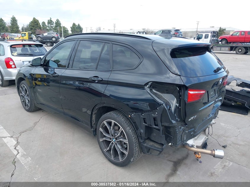 VIN WBXJG7C01L5P55592 2020 BMW X1 SDRIVE28I
