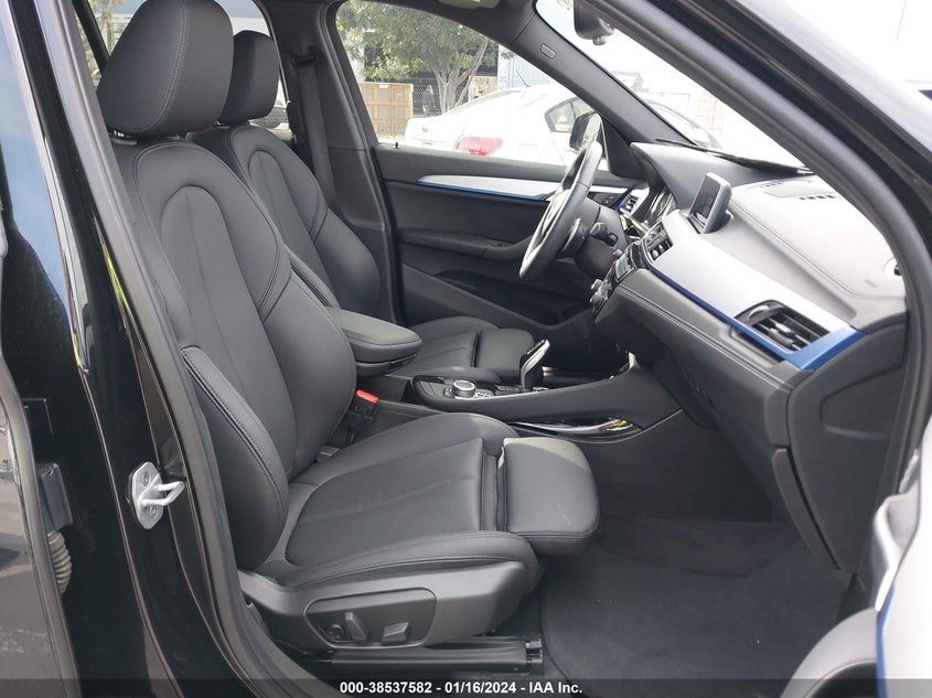 VIN WBXJG7C01L5P55592 2020 BMW X1 SDRIVE28I