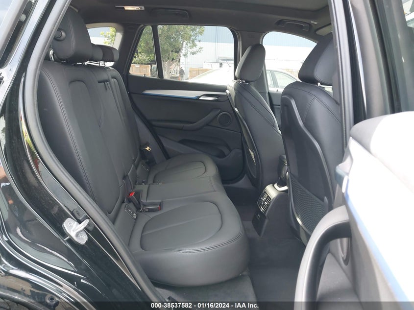 VIN WBXJG7C01L5P55592 2020 BMW X1 SDRIVE28I