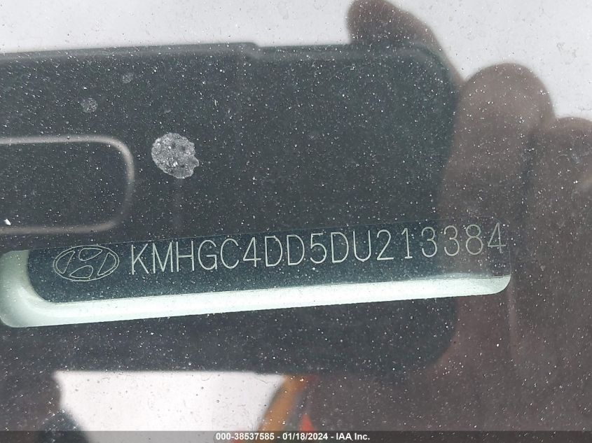 2013 HYUNDAI GENESIS 3.8L - KMHGC4DD5DU213384
