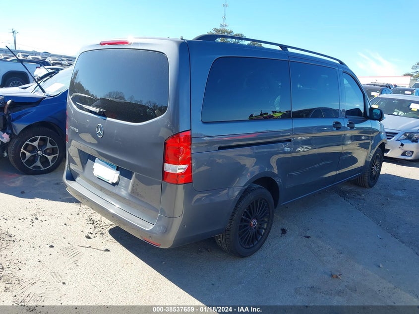 VIN WD4PG2EE3J3389491 2018 MERCEDES-BENZ METRIS