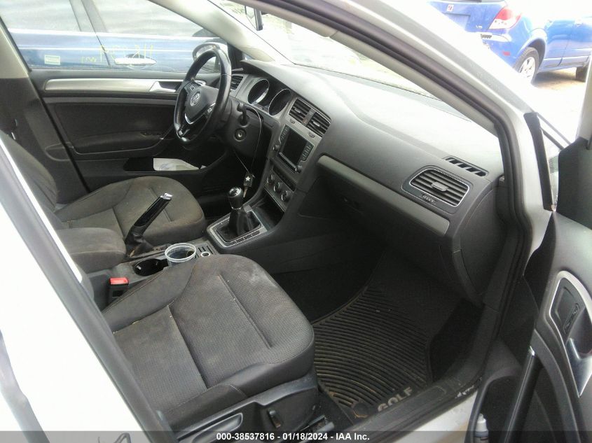 2016 VOLKSWAGEN GOLF SPORTWAGEN TSI S 4-DOOR - 3VWA17AU9GM508015