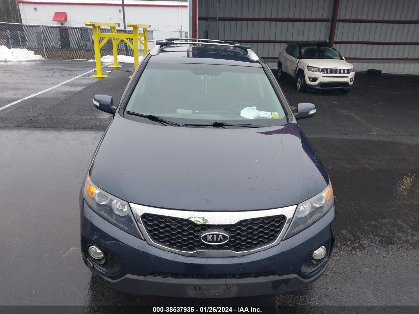 2013 KIA SORENTO LX - 5XYKTCA66DG331444