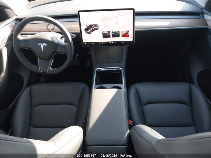 VIN 7SAYGDEE7PF829706 2023 TESLA MODEL Y