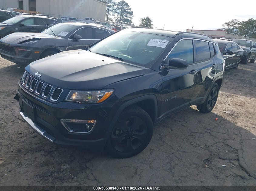 VIN 3C4NJDCB1JT437114 2018 JEEP COMPASS LIMITED 4X4