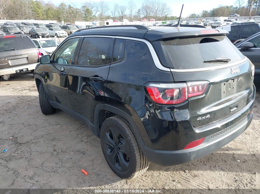 VIN 3C4NJDCB1JT437114 2018 JEEP COMPASS LIMITED 4X4