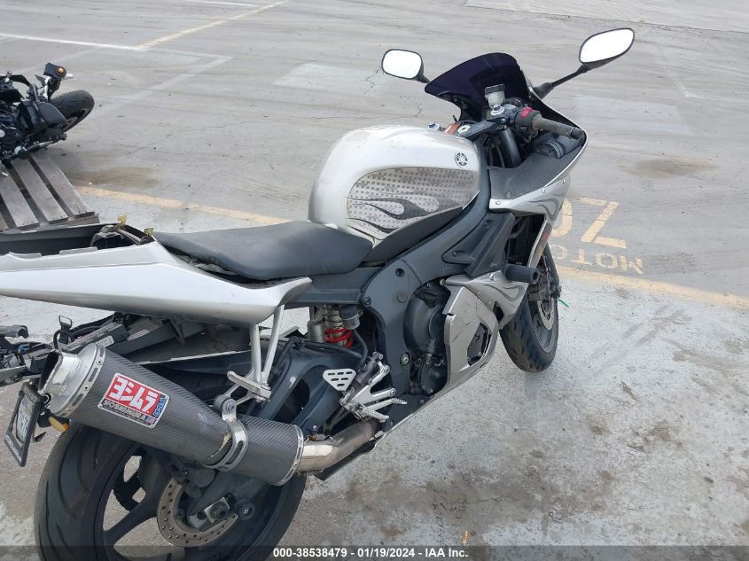 2004 YAMAHA YZFR6 L - JYARJ06Y64A003479