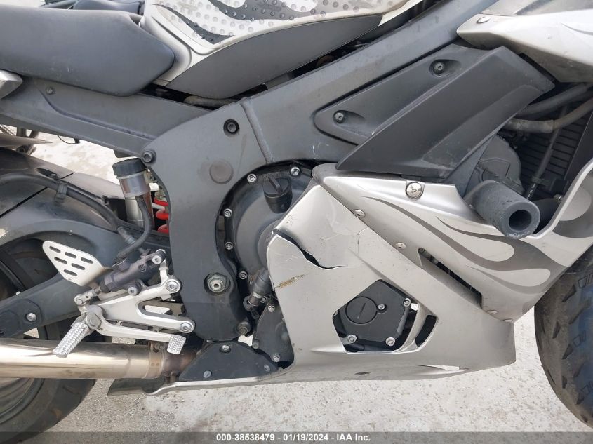 2004 YAMAHA YZFR6 L - JYARJ06Y64A003479